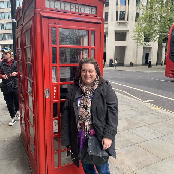 Live!!! luxury, clothing jewelry and more🥰 - Picture 4 of 4